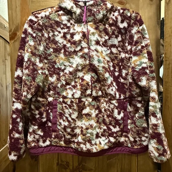 The North Face Women's Burgundy and Cream Teddy Jacket - Picture 1 of 3